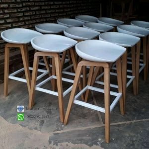 Kursi Cafe Bar Duco Minimalis Klasik, Kursi Cafe Minimalis, kursi cafe murah, kursi cafe klasik, kursi cafe jati minimalis, kursi ayaman, kursi rotan, kursi cafe jati rotan, kursi besi, kursi bar, kursi bar industrial, kursi bar rotan, kursi bar minimalis, meja kursi cafe minimalis, meja kursi cafe outdor, kursi cafe jepara, kursi cafe vintage