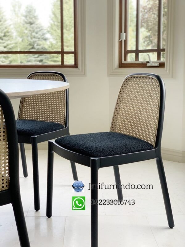 Kursi Makan Cafe Sandar Rotan Minimalis, Kursi Cafe Minimalis, kursi cafe murah, kursi cafe klasik, kursi cafe jati minimalis, kursi ayaman, kursi rotan, kursi cafe jati rotan, kursi besi, kursi bar, kursi bar industrial, kursi bar stainlis, kursi bar rotan, kursi bar minimalis, meja kursi cafe minimalis, meja kursi cafe outdor, kursi cafe jepara, kursi cafe vintage