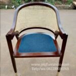 Kursi Cafe Minimalis, kursi cafe murah, kursi cafe klasik, kursi cafe jati minimalis, kursi ayaman, kursi rotan, kursi cafe jati rotan, kursi besi, kursi bar, kursi bar industrial, kursi bar stainlis, kursi bar rotan, kursi bar minimalis, meja kursi cafe minimalis, meja kursi cafe outdor, kursi cafe jepara, kursi cafe vintage